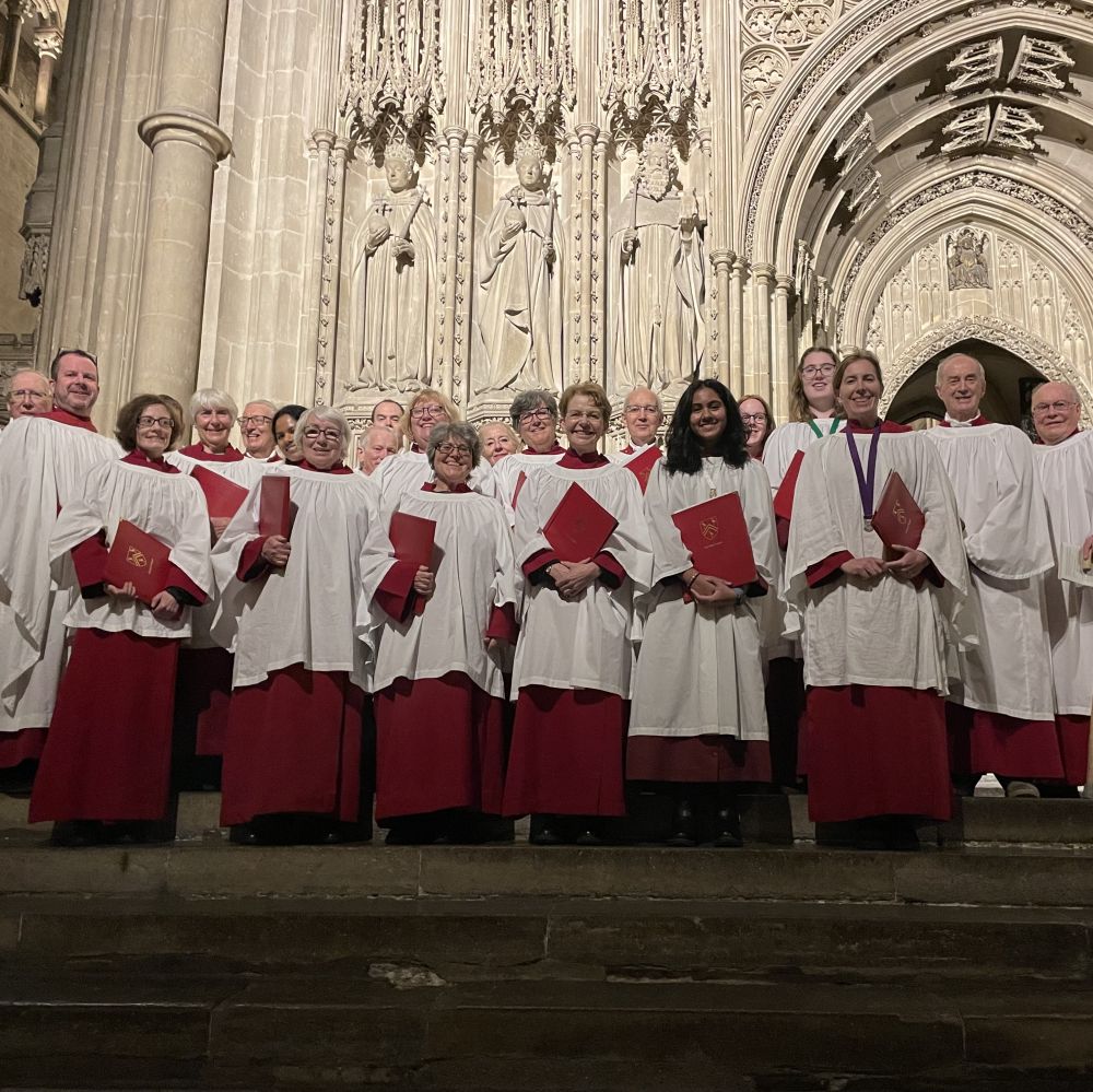 Group of robes singers